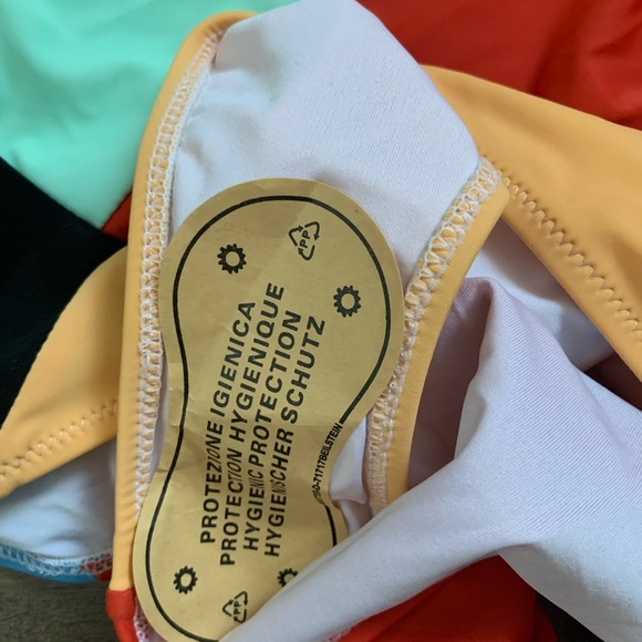 NWT One Piece Color Block Swimsuit - Picture 6 of 6